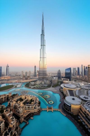 5 Minute Walk to The Fountains, Full Burj Khalifa View with High Tech Features